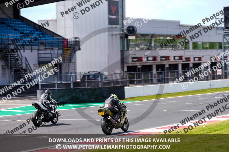 donington no limits trackday;donington park photographs;donington trackday photographs;no limits trackdays;peter wileman photography;trackday digital images;trackday photos